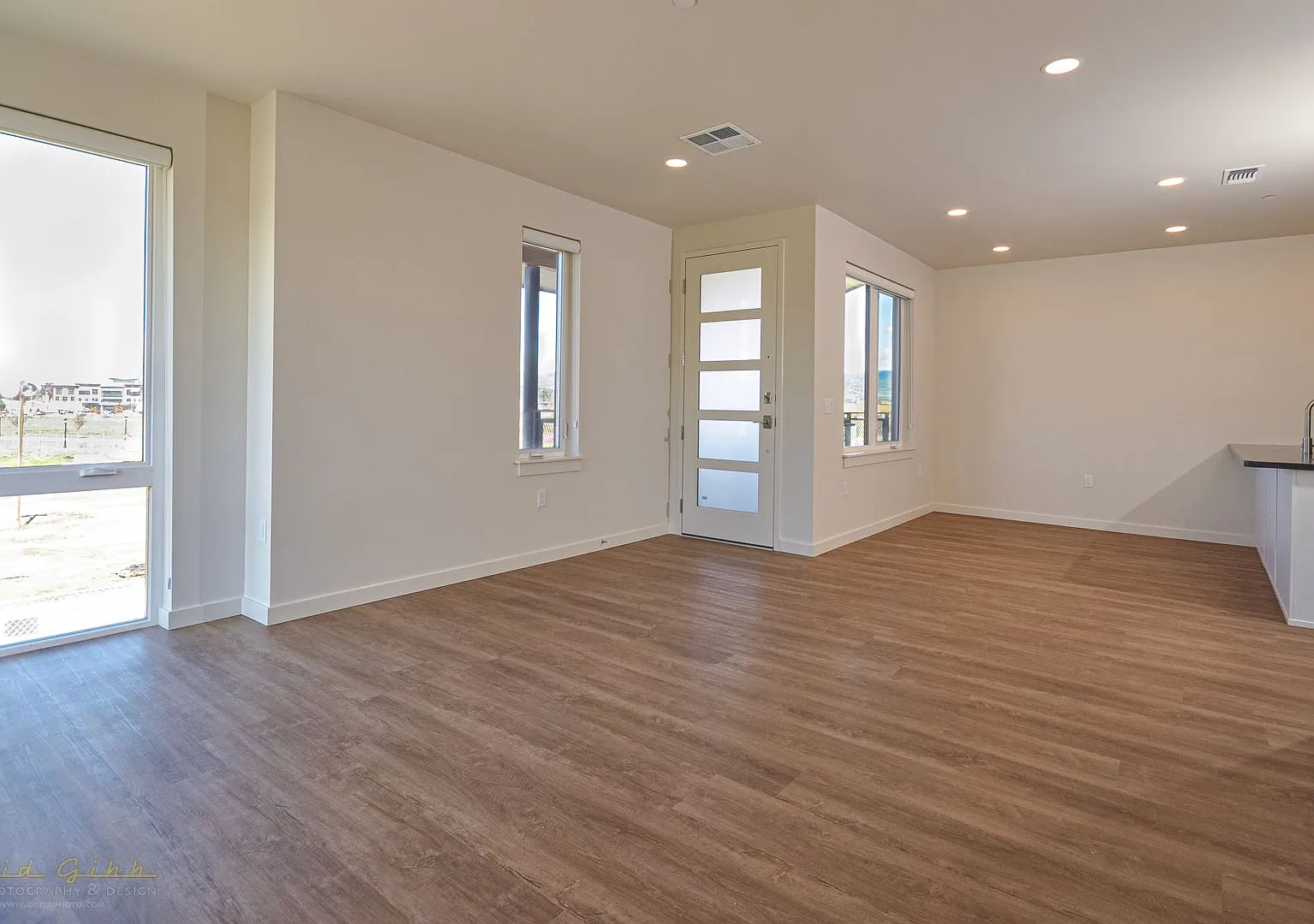 Pool-View Second Floor Flat | Available September — Photo 2
