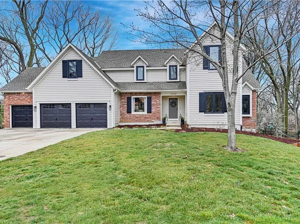 12122 Melrose St, Overland Park, KS 66213