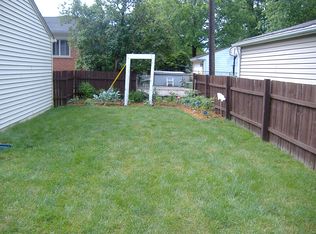 14490 Shadywood Ct, Plymouth, MI 48170