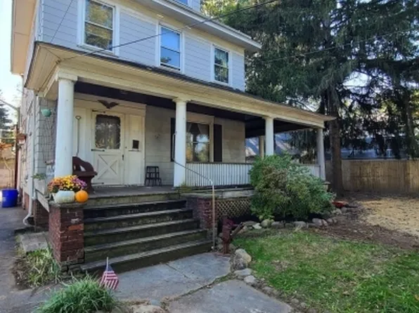 704 Hamilton St, Rahway City, NJ 07065