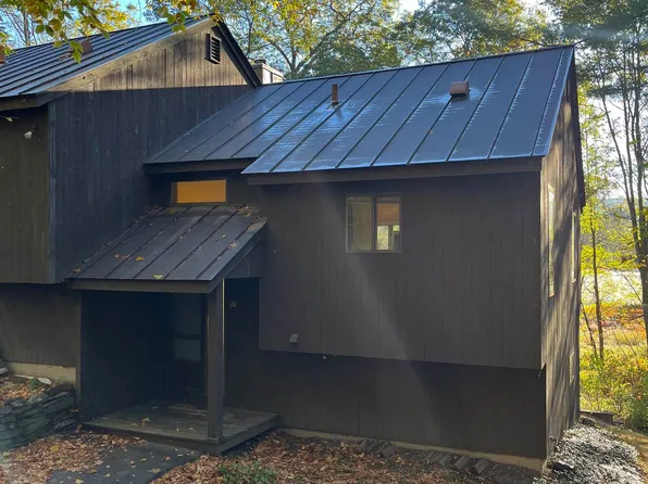401 Old Quechee Road #9A, Hartford, VT 05059