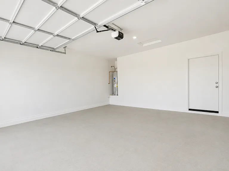 18000 W Calle Lejos Rd — Photo 23