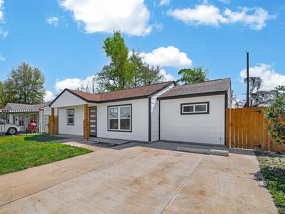 5th image of 3209 McCrarey Dr