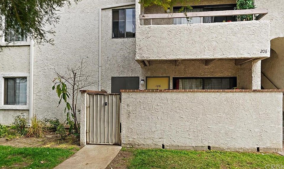 1st image of 25039 Peachland Ave Unit 106