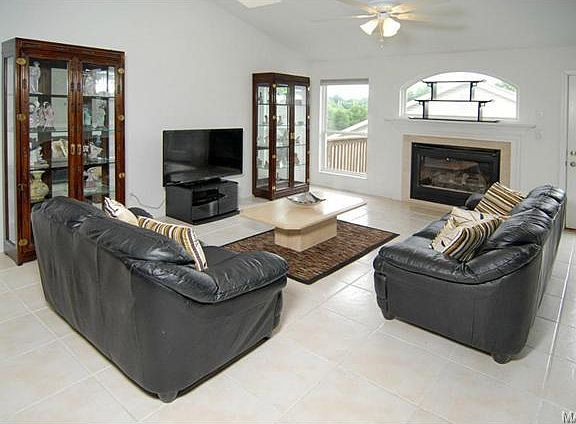 4th image of 13123 Hickory Mill Ct