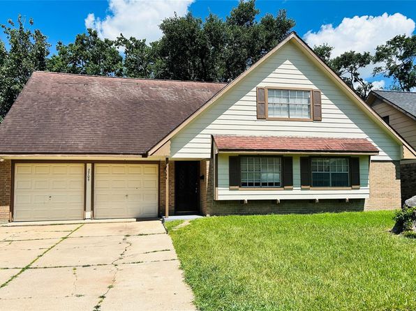 2709 Dewberry Ln