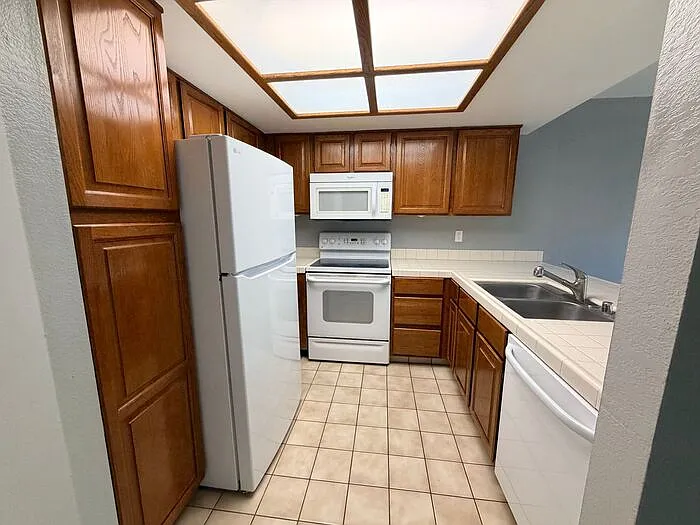 2875 Idlewild Dr #39 — Photo 11