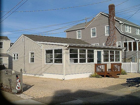 2nd image of 56-58 Brighton Ave
