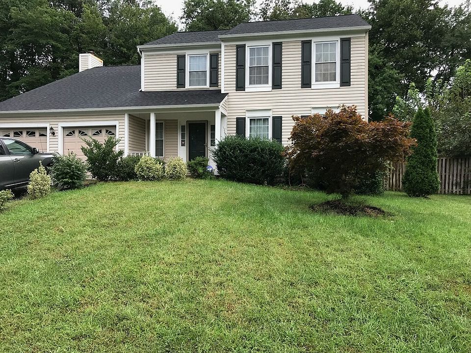 1st image of 13713 Eastcliff Cir