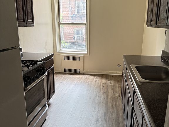 3rd image of 9216 Whitney Ave APT 110