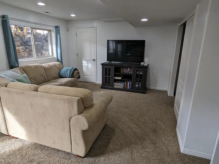 857 W Mustang Cir — Photo 11