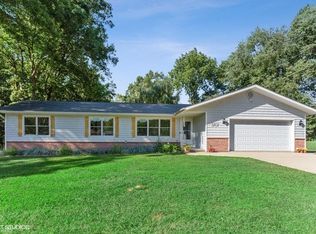 5707 W Van Gogh Trl, La Porte, IN 46350