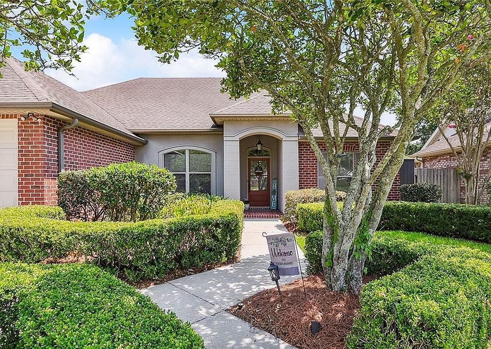 733 Cazalard St, Belle Chasse, LA 70037 Zillow