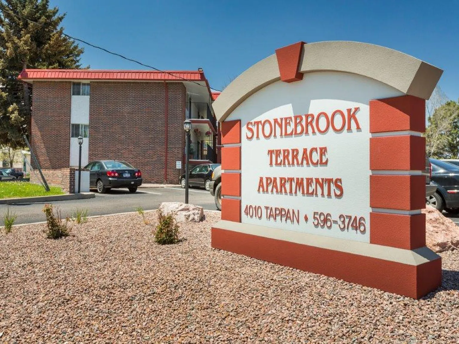 P & L Stonebrook — Photo 2