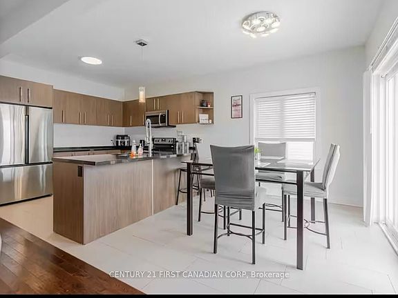 2nd image of 2619 Sheffield Blvd #11