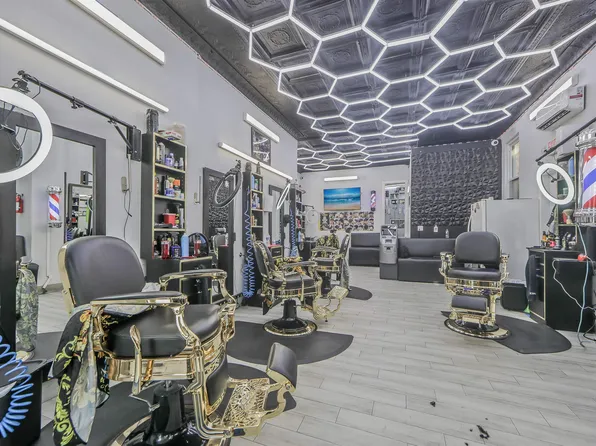 326 Kearny Avenue image 5 of 19