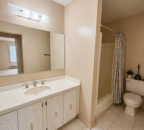 3rd image of 278 Crosse Dr APT 3F