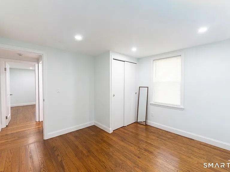 121 Victory St — Photo 11