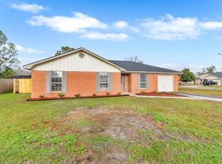 1351 Poplar Cir, Hinesville, GA 31313
