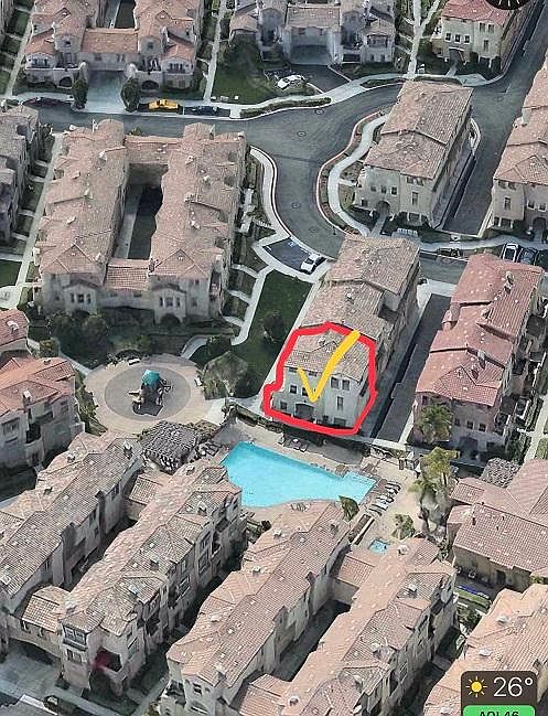 1st image of 389 Bishop Dr