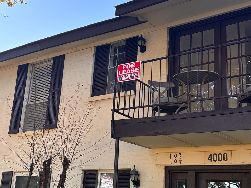 Front of the unit from the street.