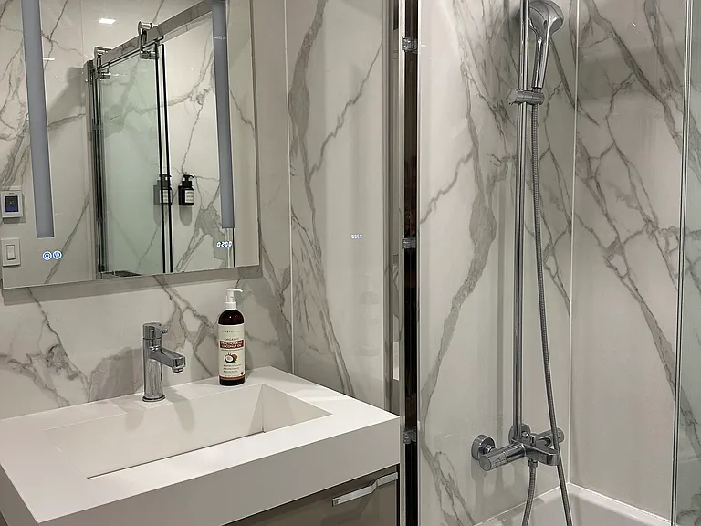 101 E 2nd St #4C — Photo 7