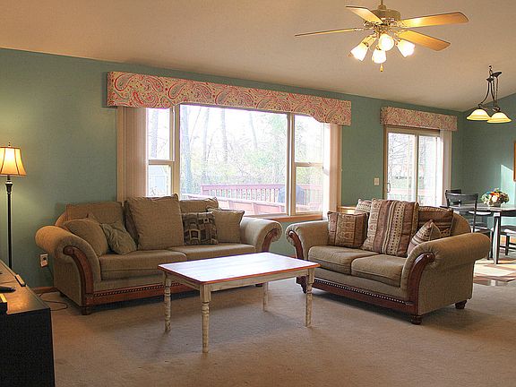 4th image of 2515 Greenwich Cir