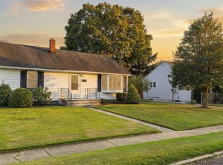 10 Sheldon Rd, Pemberton, NJ 08068