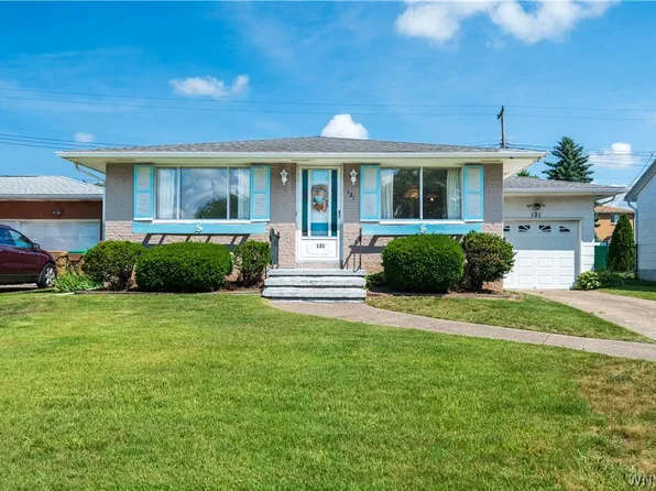 121 Vern Ln, Cheektowaga, NY 14227