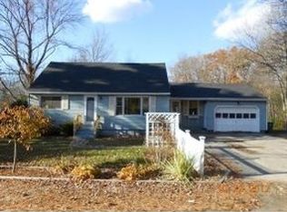 44 Whitehall Rd, Hooksett, NH 03106
