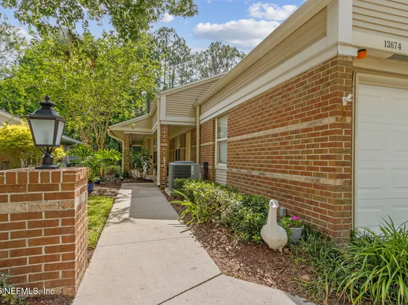 13674 WM DAVIS Parkway, Jacksonville, FL 32224