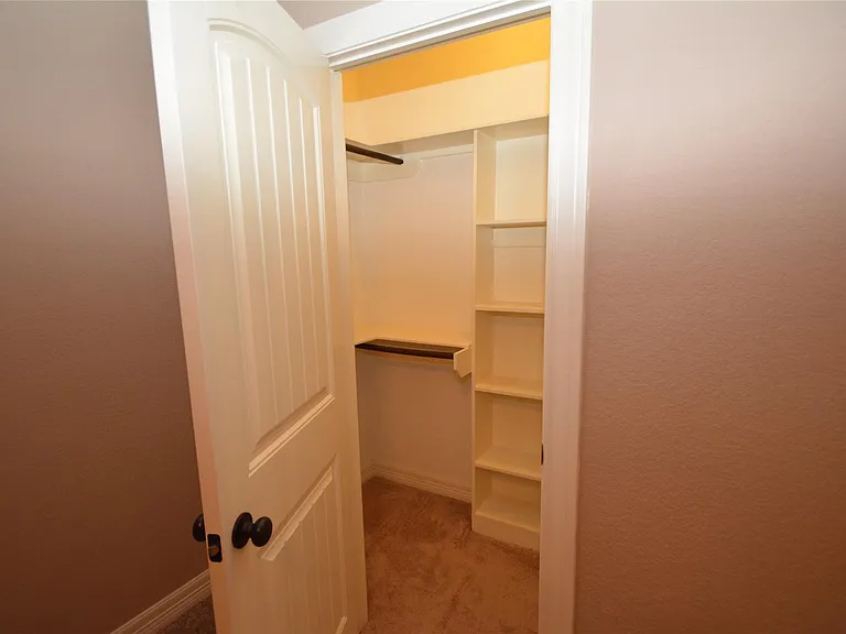 6510 Durango Dr — Photo 22