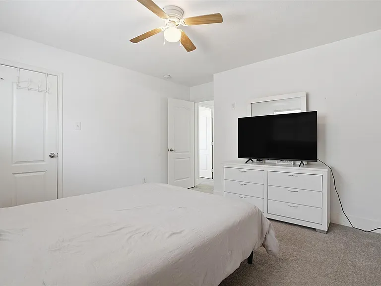 14410 Long Meadow Dr — Photo 28