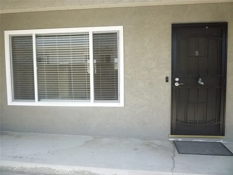 2317 Marshallfield Ln #B — Photo 3