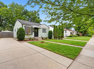 27425 Osmun St, Madison Heights, MI 48071