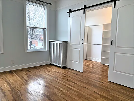 Rented by RealTegrity NY LLC | media 30