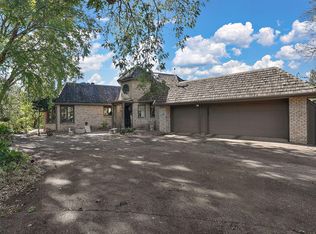 10901 Riverview Rd, Eden Prairie, MN 55347