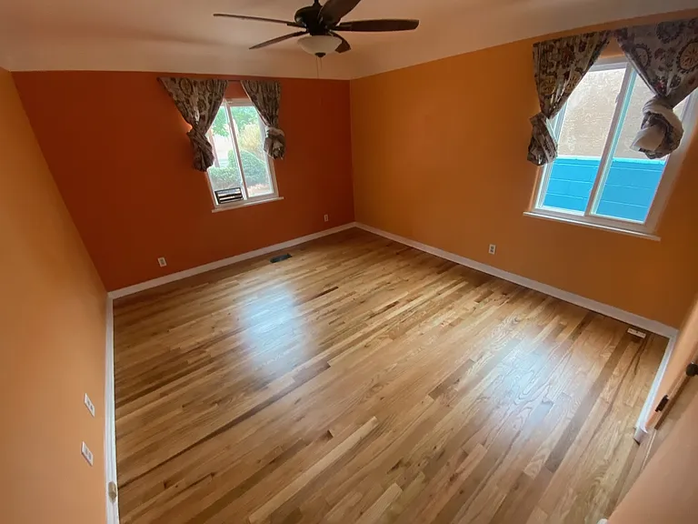 1020 Girard Blvd NE — Photo 8