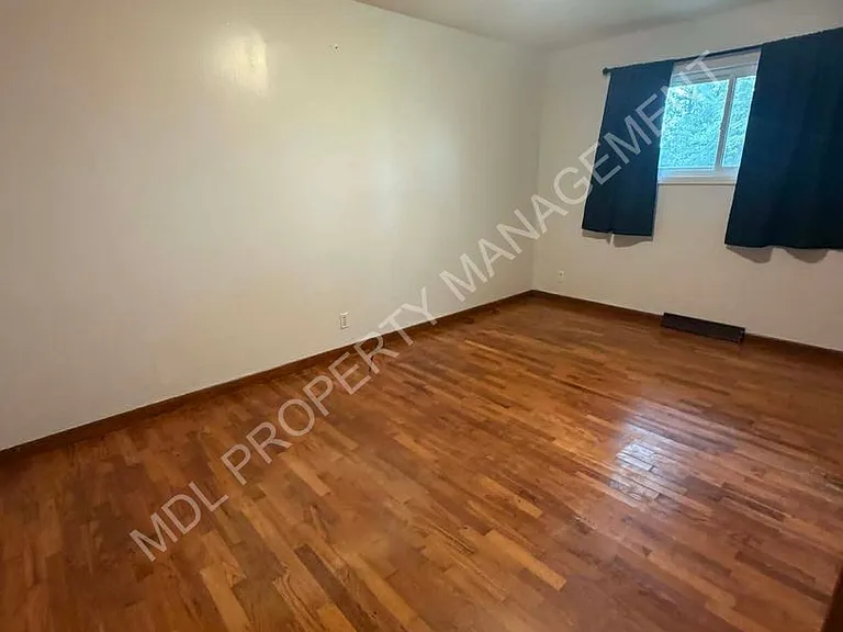 4343 W Michigan Ave — Photo 4