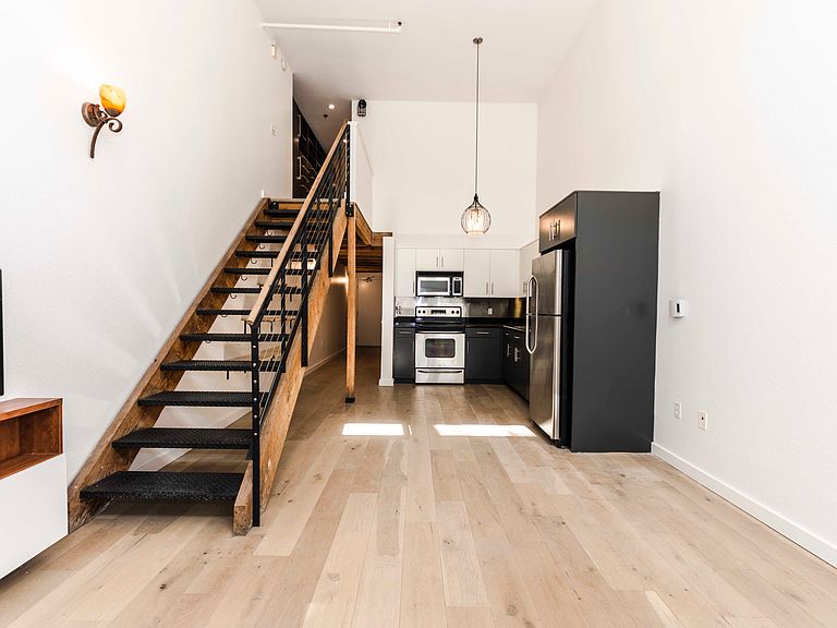 City Lofts Apartment Rentals San Francisco, CA Zillow