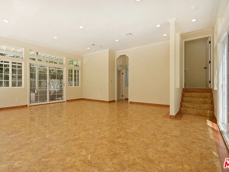 1510 Cardiff Ave — Photo 46
