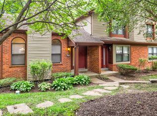 760 Timbervalley Ct #A, Chesterfield, MO 63017