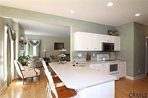 4th image of 6 Regatta View Dr