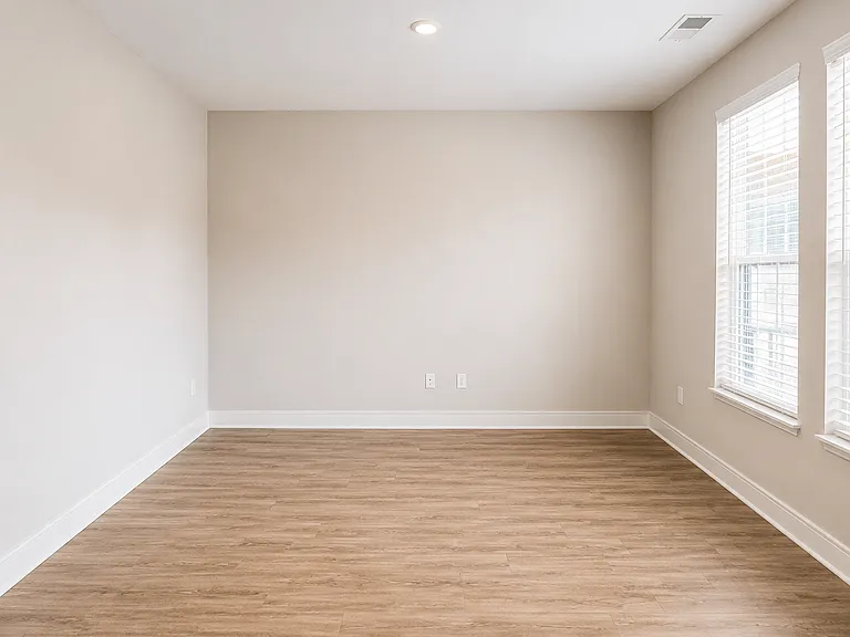 Ogden Apartments — Photo 31