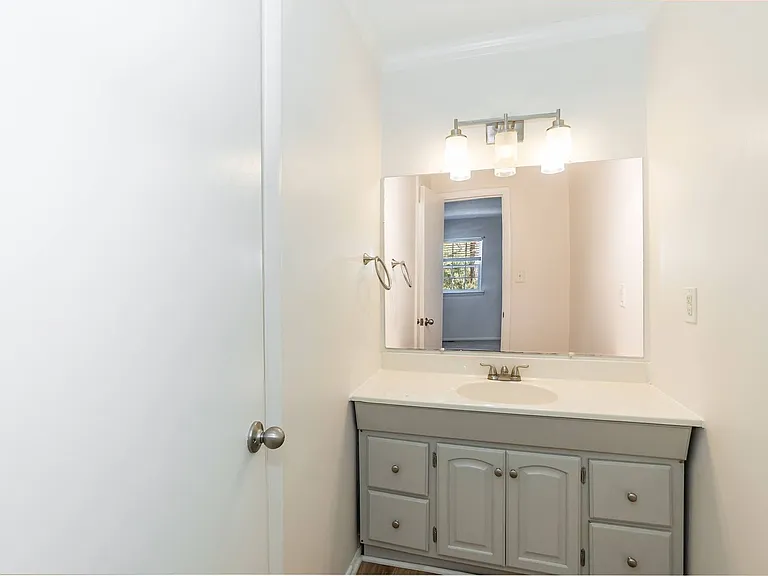 1209 Manassas Ct #C — Photo 22