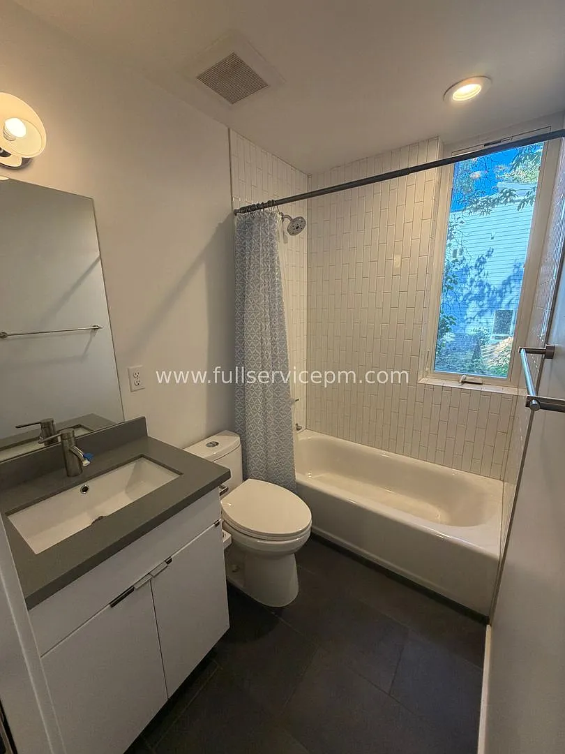 7784 Highland Park Way SW — Photo 3