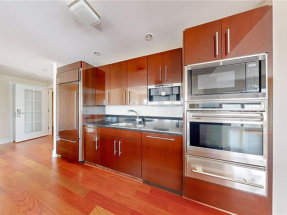 4th image of 1 Tower Dr APT 306