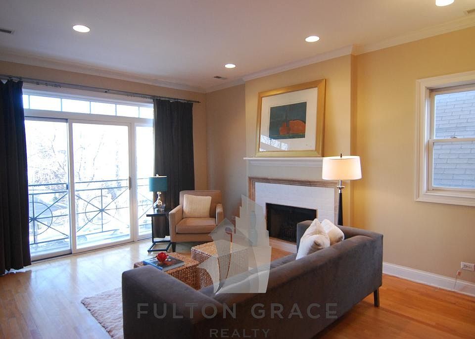 1st image of 2501 N Southport Ave #2
