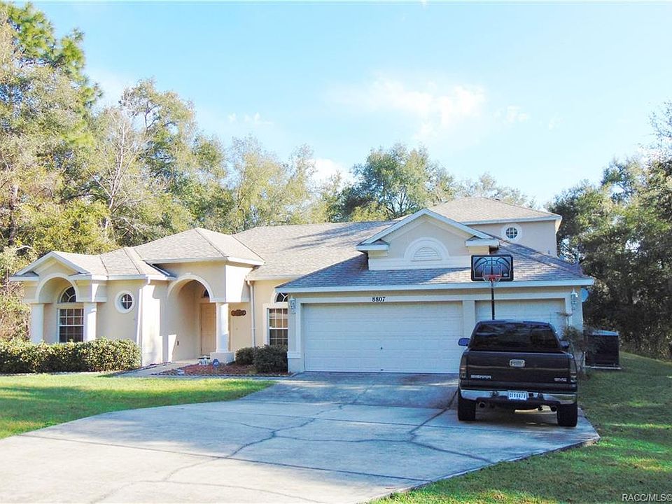 1st image of 8807 N Golfview Dr