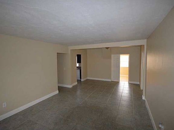 2nd image of 3330 Auburn Blvd